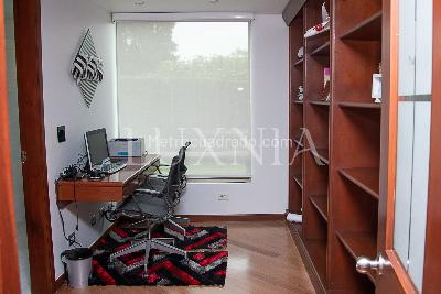 Casa de 4 alcobas en venta en San Sebastian, Bogotá, 539 m² · foto 7 de 16