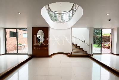 Casa de 4 alcobas en venta en San Sebastian, Bogotá, 539 m² · foto 3 de 16