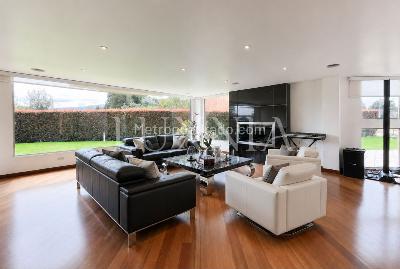 Casa de 4 alcobas en venta en San Sebastian, Bogotá, 539 m² · foto 6 de 16