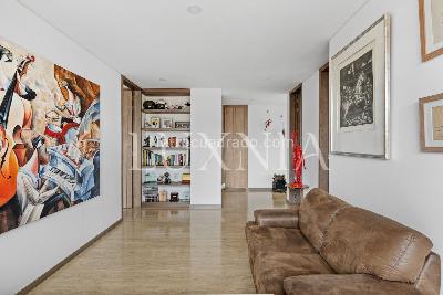 Apartamento de 2 alcobas en venta en Los Rosales, Bogotá, 136 m² · foto 8 de 19