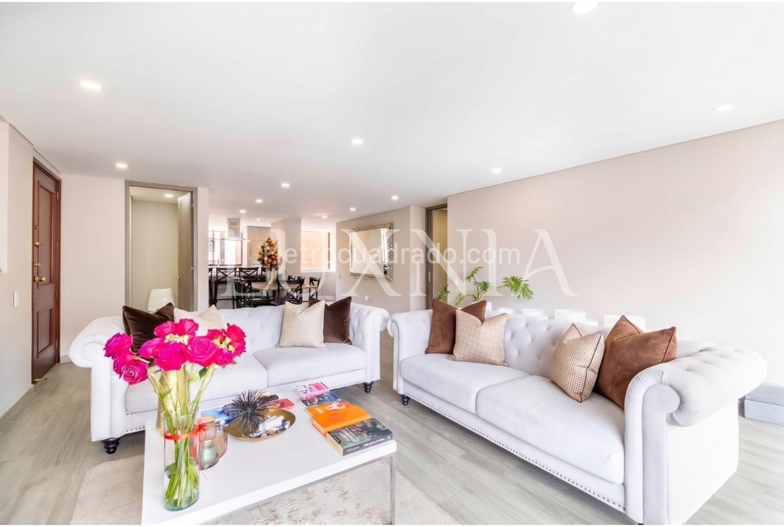 Apartamento de 3 habitaciones en venta en Santa Barbara Central, Bogotá — imagen 1 de 20