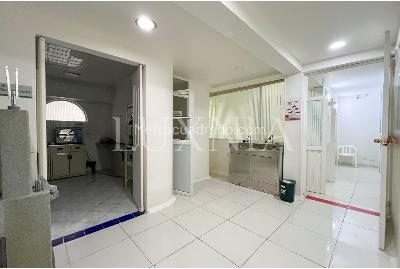 Casa de 5 alcobas en arriendo en Teusaquillo, Bogotá, 600 m² · foto 4 de 14