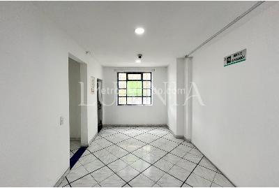 Casa de 5 alcobas en arriendo en Teusaquillo, Bogotá, 600 m² · foto 9 de 14