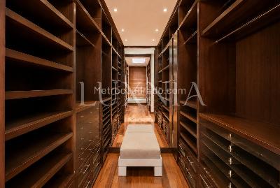 Casa de 5 alcobas en venta en Santa Barbara Alta, Bogotá, 905 m² · foto 13 de 20