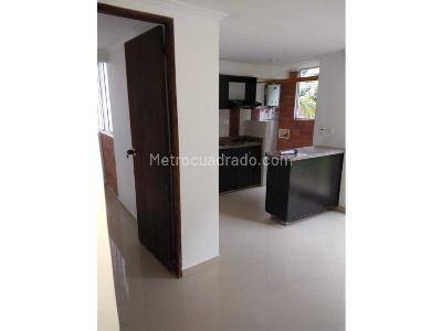 Apartamento de 2 alcobas en venta en Calasanz Parte Alta, Medellín, 43 m² · foto 2 de 19