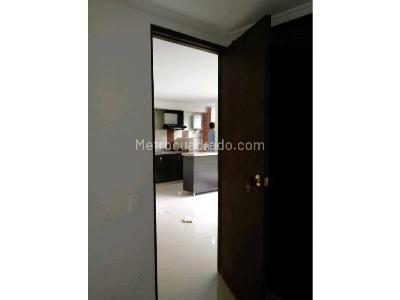 Apartamento de 2 alcobas en venta en Calasanz Parte Alta, Medellín, 43 m² · foto 3 de 19