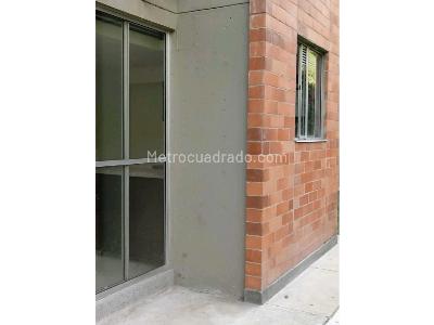 Apartamento de 2 alcobas en venta en Calasanz Parte Alta, Medellín, 43 m² · foto 13 de 19