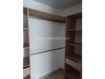 Apartamento de 3 alcobas en venta en Calle Nueva, Sabaneta, 101 m² · foto 11 de 13