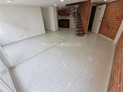 Apartamento de 3 alcobas en venta en El Poblado, Medellín, 110 m² · foto 2 de 12
