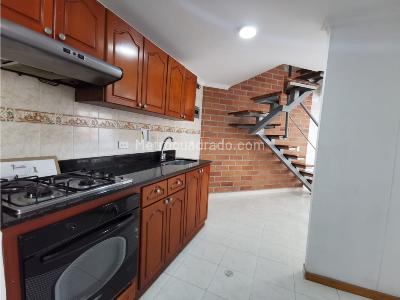 Apartamento de 3 alcobas en venta en El Poblado, Medellín, 110 m² · foto 3 de 12