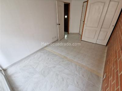 Apartamento de 3 alcobas en venta en El Poblado, Medellín, 110 m² · foto 8 de 12