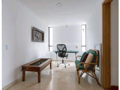 Apartamento de 4 alcobas en venta en El Poblado, Medellín, 175 m² · foto 8 de 15