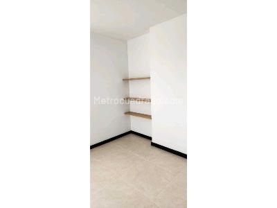 Apartamento en venta en Loma San Jose, Sabaneta · foto 9 de 19