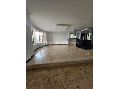 Casa de 5 alcobas en venta en El Poblado, Medellín, 480 m² · foto 5 de 20