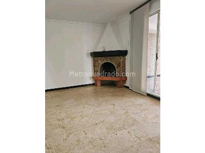 Casa de 5 alcobas en venta en El Poblado, Medellín, 480 m² · foto 13 de 20