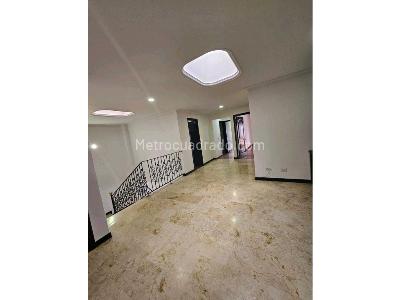 Casa de 5 alcobas en venta en El Poblado, Medellín, 480 m² · foto 20 de 20