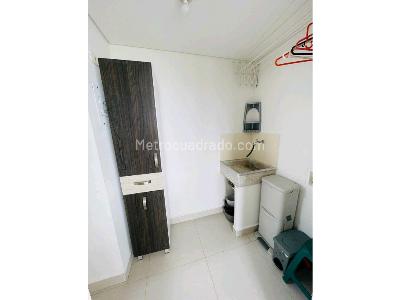 Apartamento de 3 alcobas en venta en La Mota, Medellín, 90 m² · foto 2 de 14