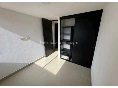 Apartamento de 3 alcobas en venta en Niquia, Bello, 70 m² · foto 10 de 20