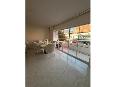 Casa de 4 alcobas en venta en Los Colores, Medellín, 371 m² · foto 7 de 20