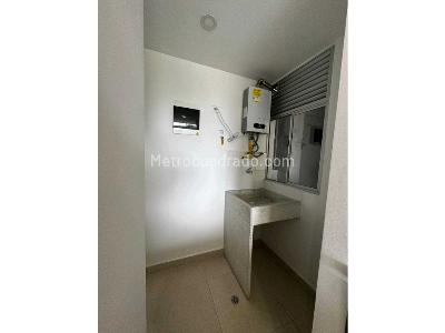 Apartamento de 3 alcobas en venta en San Antonio De Pereira, Rionegro, 82 m² · foto 3 de 17