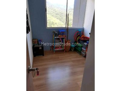 Apartamento de 3 alcobas en venta en Cañaveralejo, Sabaneta, 90 m² · foto 8 de 9