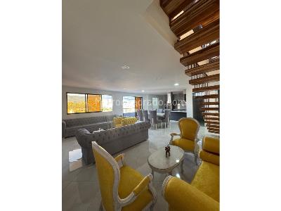 Apartamento de 3 alcobas en venta en Belen Rosales, Medellín, 340 m² · foto 4 de 20