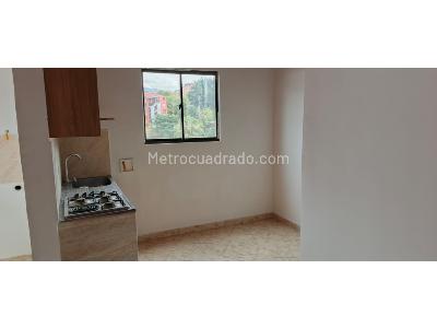 Casa de 3 alcobas en venta en Campo Valdes, Medellín, 87 m² · foto 5 de 15