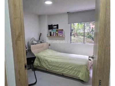 Apartamento en venta en Loma Del Indio, Medellín · foto 9 de 12