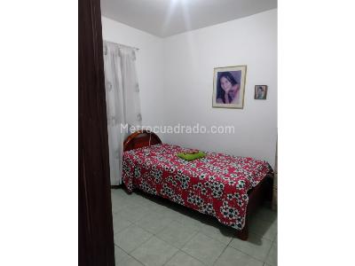 Casa de 4 alcobas en venta en Campo Valdes, Medellín, 100 m² · foto 12 de 20