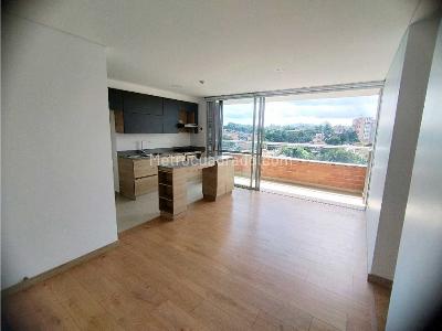 Apartamento de 3 alcobas en venta en Laureles, Rionegro, 80 m² · foto 2 de 20