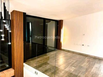 Casa de 4 alcobas en venta en Alto Del Escobero, Envigado · foto 11 de 20