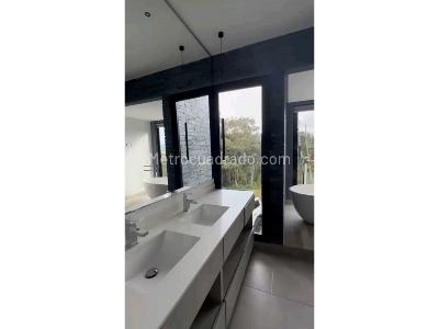 Casa de 4 alcobas en venta en Alto Del Escobero, Envigado · foto 16 de 20