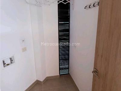 Apartamento en venta en El Poblado, Medellín · foto 4 de 20