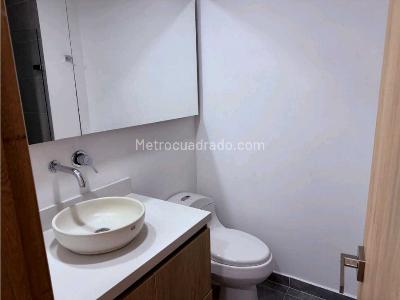 Apartamento en venta en El Poblado, Medellín · foto 10 de 20