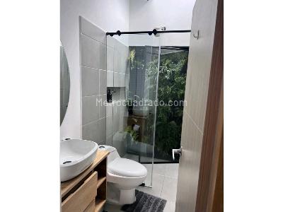 Casa de 3 alcobas en venta en Rionegro, Rionegro, 300 m² · foto 11 de 20