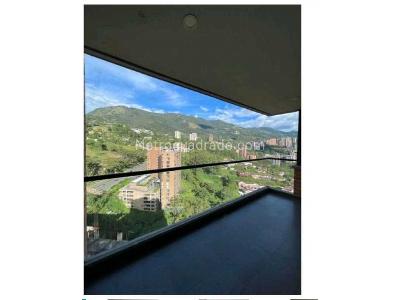 Apartamento en venta en Altos Del Poblado, Medellín · foto 7 de 12