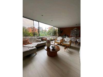 Apartamento de 3 alcobas en venta en El Poblado, Medellín, 220 m² · foto 2 de 20