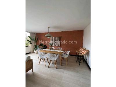 Apartamento de 3 alcobas en venta en El Poblado, Medellín, 220 m² · foto 4 de 20