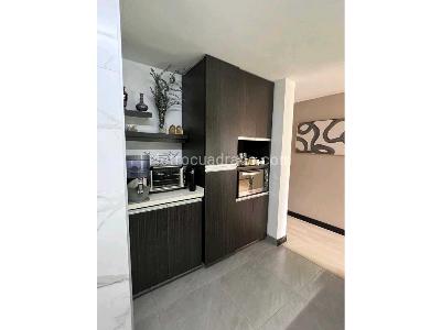 Apartamento de 3 alcobas en venta en El Poblado, Medellín, 220 m² · foto 8 de 20