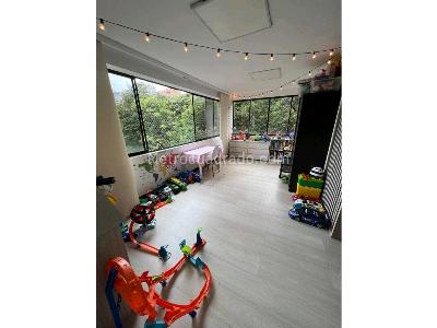 Apartamento de 3 alcobas en venta en El Poblado, Medellín, 220 m² · foto 17 de 20