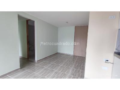 Apartamento de 3 alcobas en venta en San Gabriel, Bello, 53 m² · foto 2 de 13