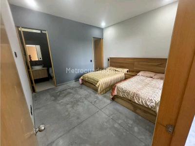 Casa de 3 alcobas en venta en Alto Del Escobero, Envigado, 807 m² · foto 11 de 20