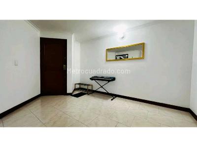 Apartamento en venta en Castropol, Medellín · foto 3 de 12