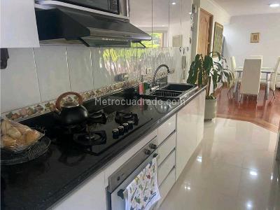 Apartamento en venta en Castropol, Medellín · foto 4 de 16