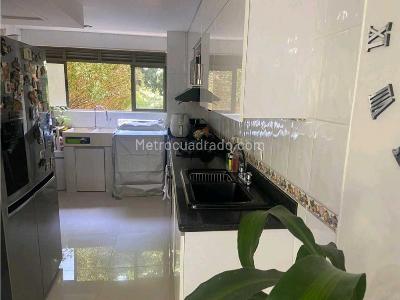 Apartamento en venta en Castropol, Medellín · foto 5 de 16