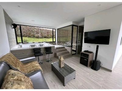 Casa de 5 alcobas en venta en Alto De Las Palmas, Envigado, 2000 m² · foto 6 de 17