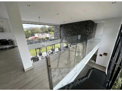 Casa de 5 alcobas en venta en Alto De Las Palmas, Envigado, 2000 m² · foto 13 de 17