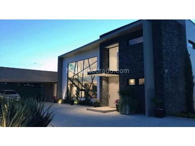 Casa de 5 alcobas en venta en Alto De Las Palmas, Envigado, 2000 m² · foto 14 de 17