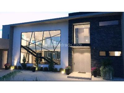 Casa de 5 alcobas en venta en Alto De Las Palmas, Envigado, 2000 m² · foto 16 de 17