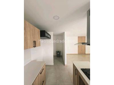 Apartamento de 3 alcobas en venta en San Antonio De Pereira, Rionegro, 84 m² · foto 5 de 20